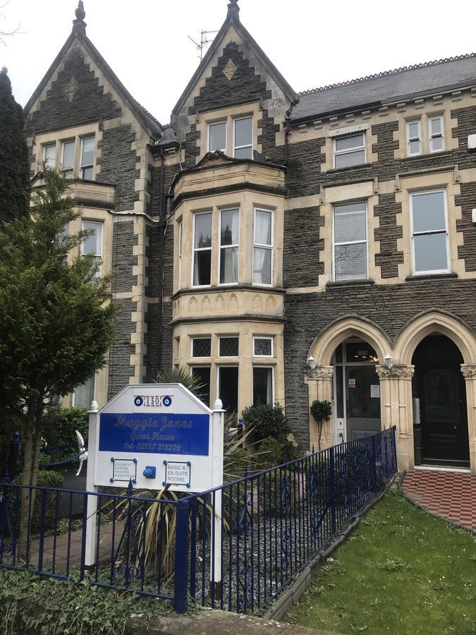 Oyo Maggie Jones Guest House Cardiff Exteriér fotografie